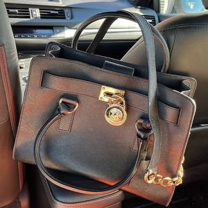 Brand Michael Kors Size M Color Black